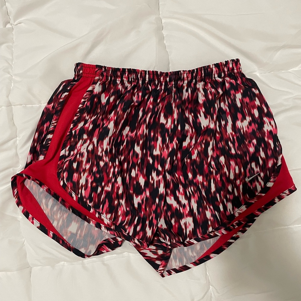Nike Red & Black marbled Women's Dri-FIT Tempo Brief-Lined Running Shorts